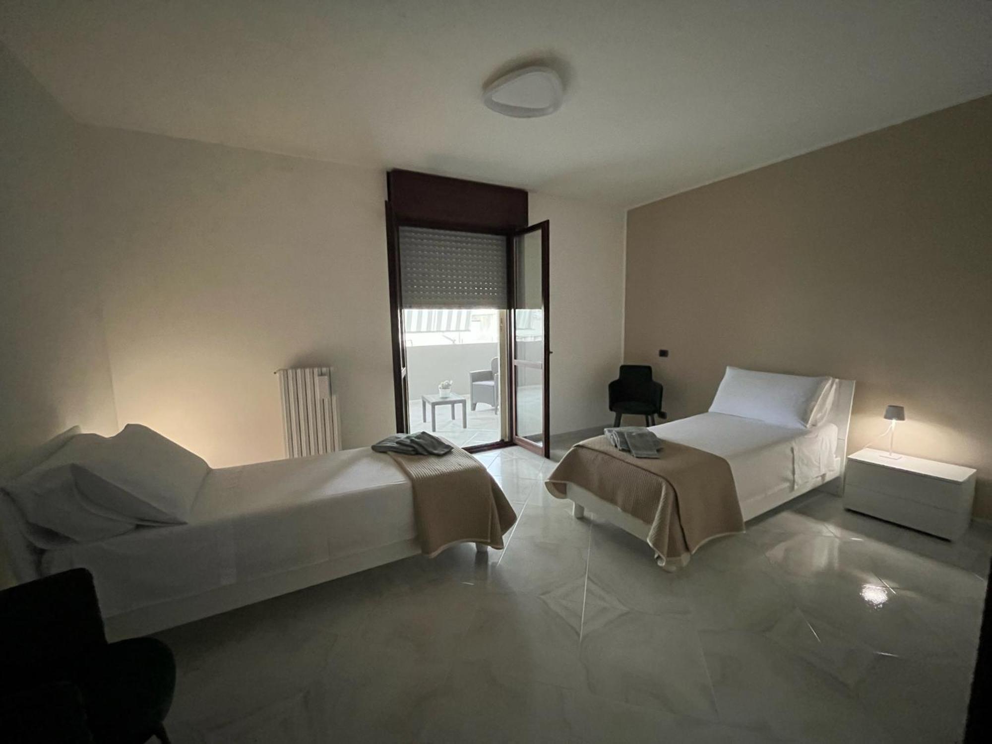 A Casa Di Chiara Apartment Lecce Ngoại thất bức ảnh