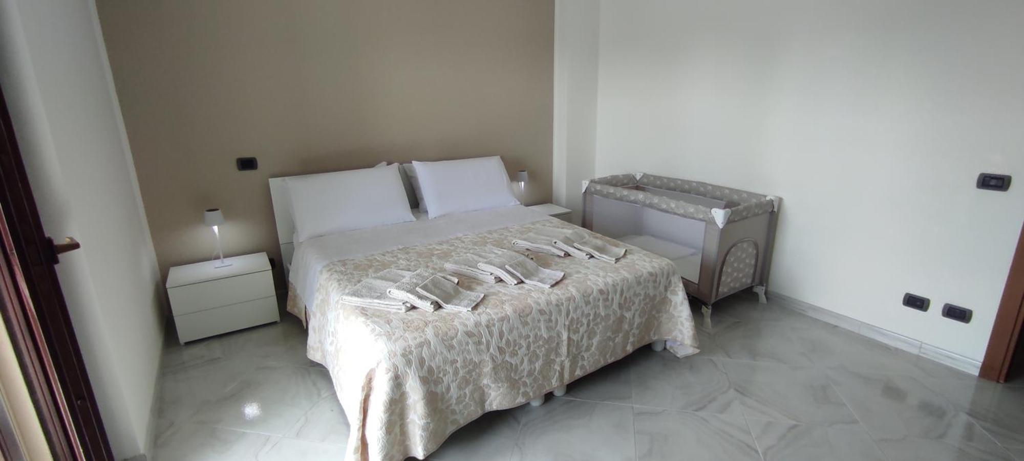 A Casa Di Chiara Apartment Lecce Ngoại thất bức ảnh